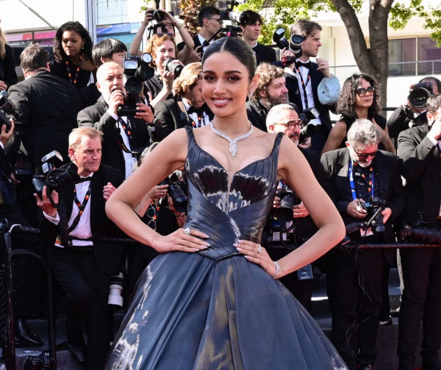 Veena Praveenar Singh